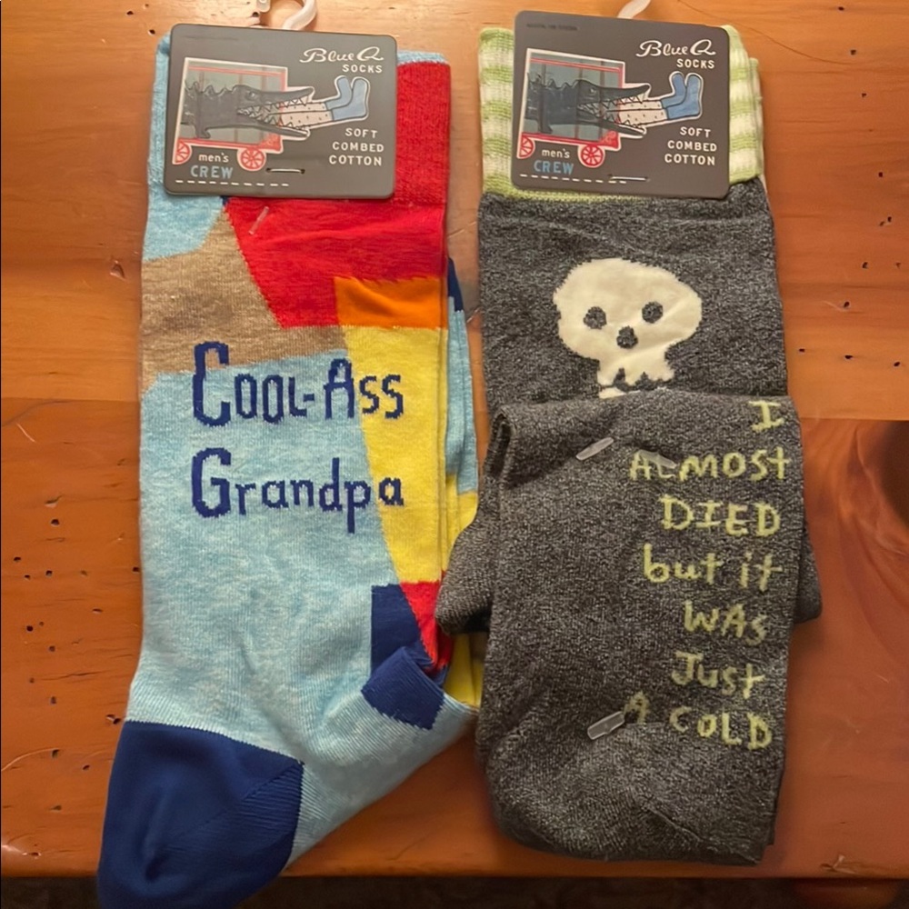Blue Q Men's Crew Socks - Cool-Ass Grandpa and Skull Design - Multicolor